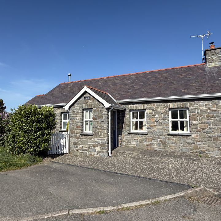 Eryl, Llanrhystud
